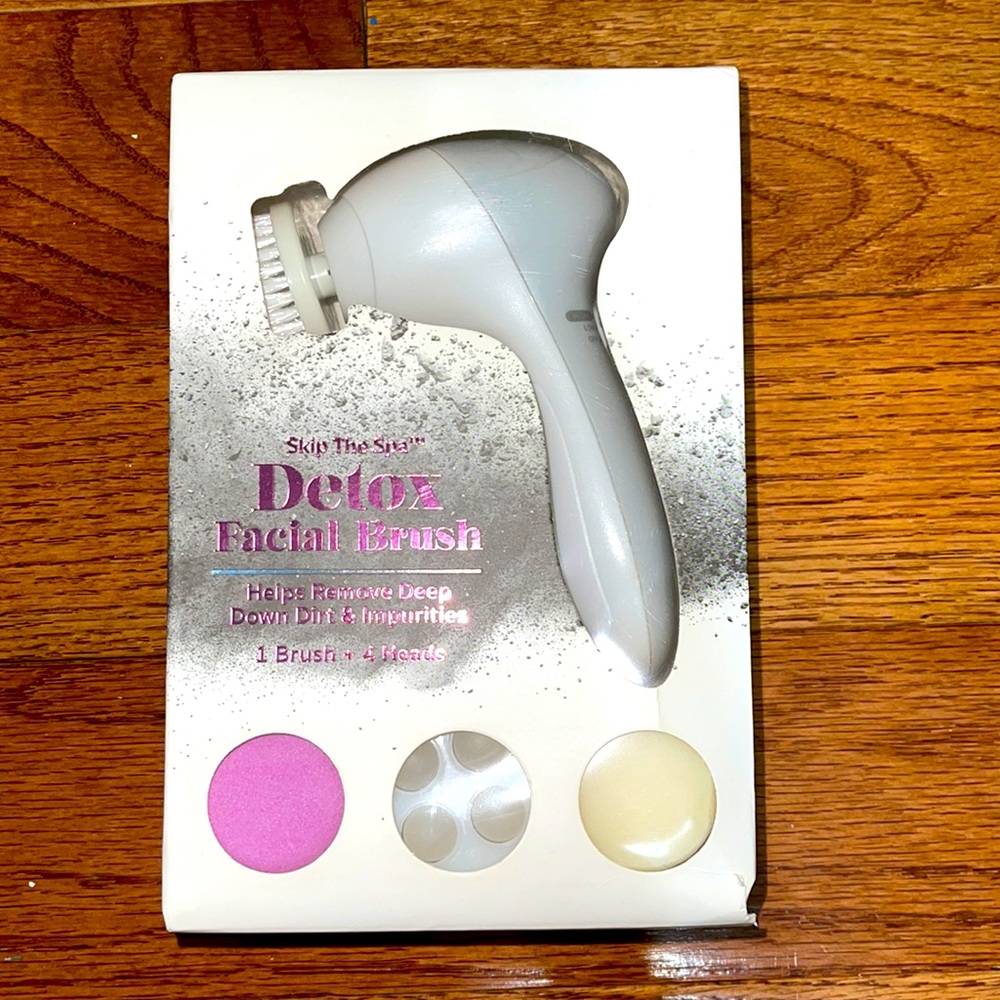 Detox facial cleanser